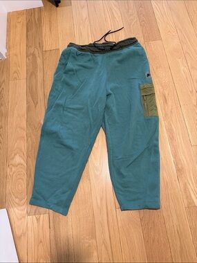 Nike Green Sweatpants with Olive Cargo Pocket